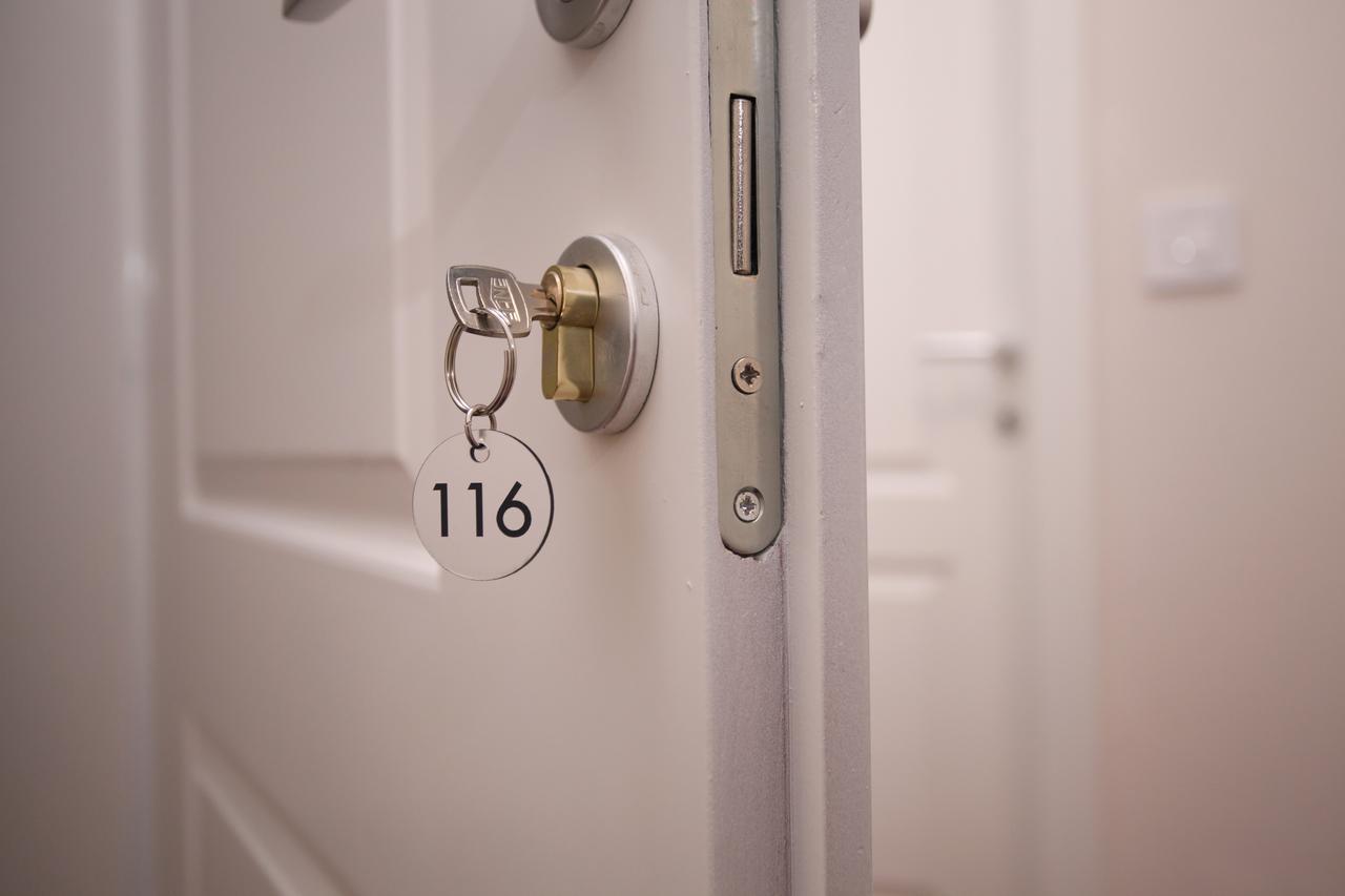 Apartmani Brocat ノヴィ・パザル エクステリア 写真